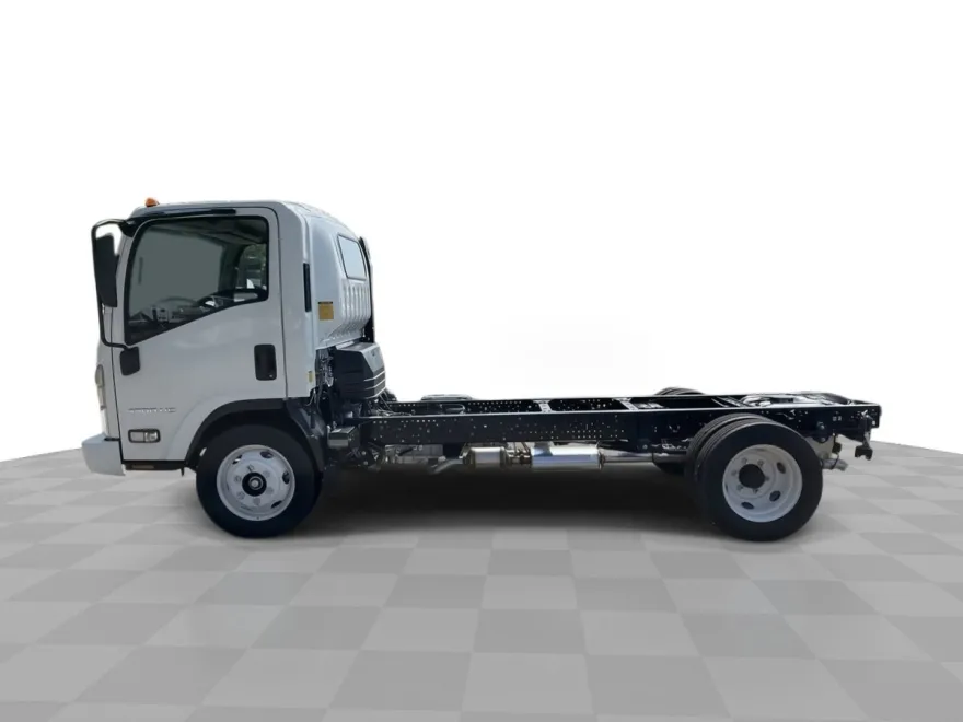 2024 Chevrolet Silverado 4500HD photo 1