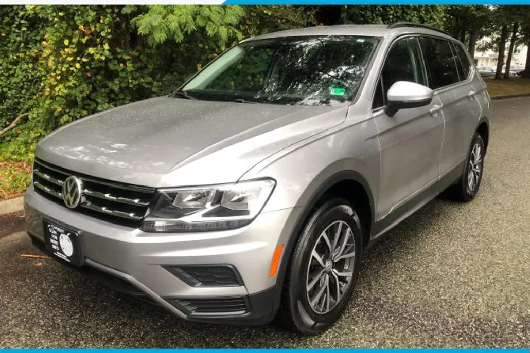 2020 Volkswagen Tiguan SE Sport photo 1
