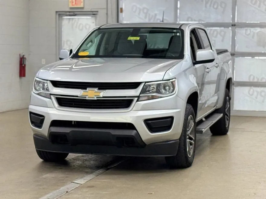 2019 Chevrolet Colorado Work Truck photo 2