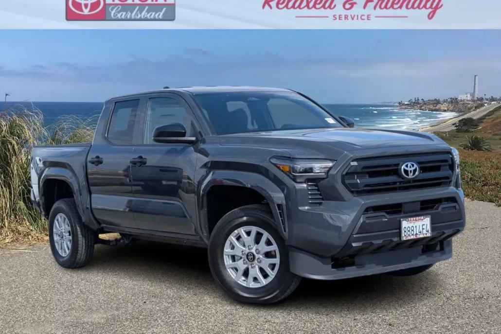 2025 Toyota Tacoma SR Double Cab photo 1
