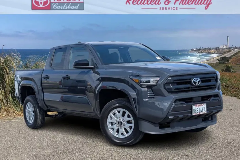 2025 Toyota Tacoma SR Double Cab photo 1