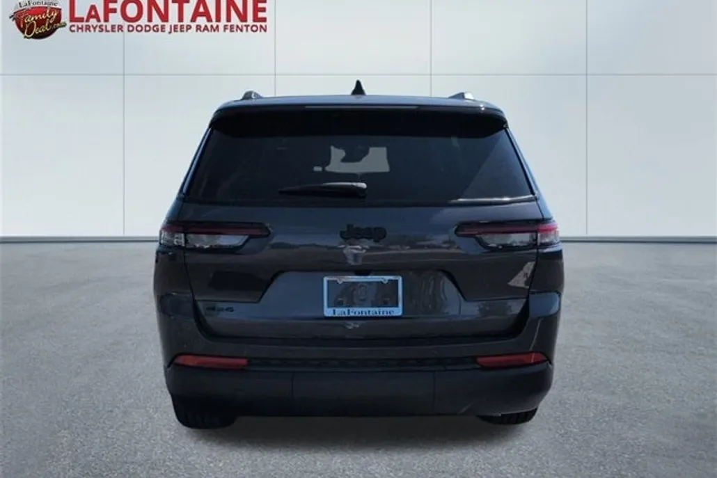 2025 Jeep Grand Cherokee Altitude X photo 1