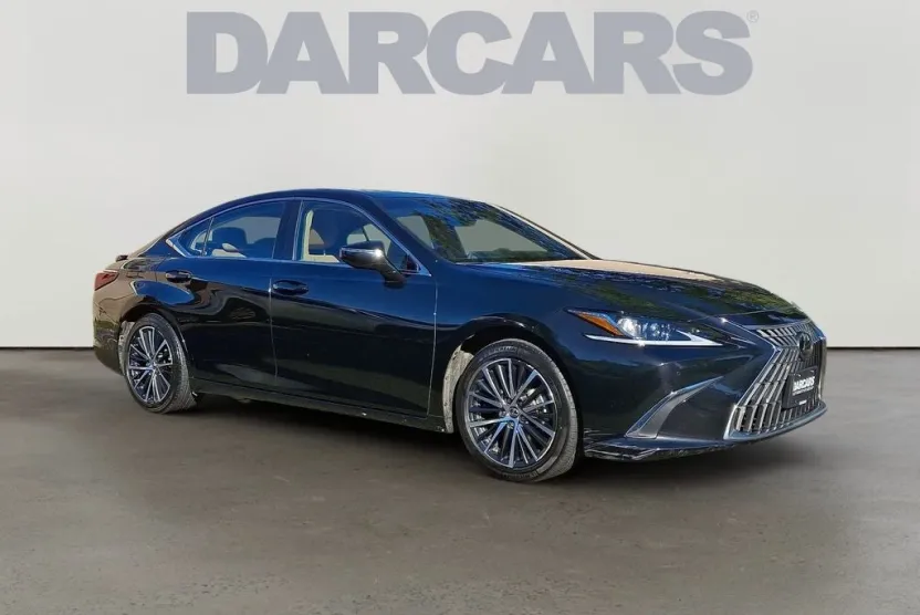 2024 Lexus ES 300h Premium photo 1