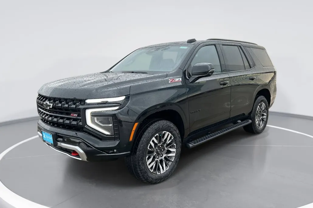 2025 Chevrolet Tahoe Z71 photo 1