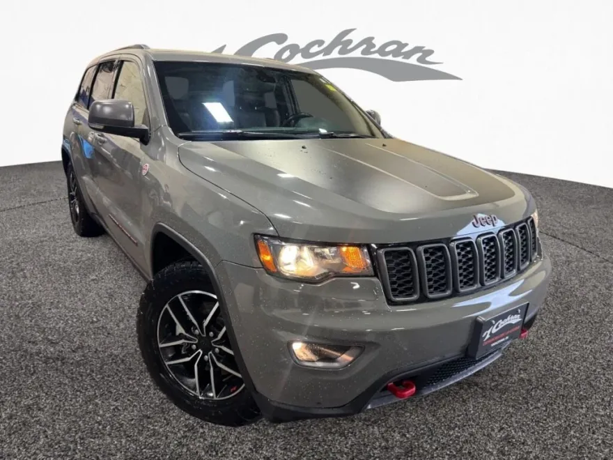 2021 Jeep Grand Cherokee Trailhawk photo 1
