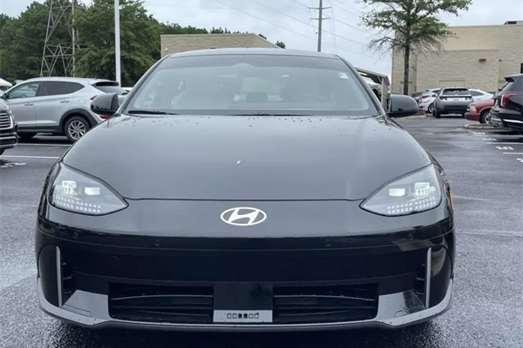 2023 Hyundai Ioniq 6 SEL photo 1