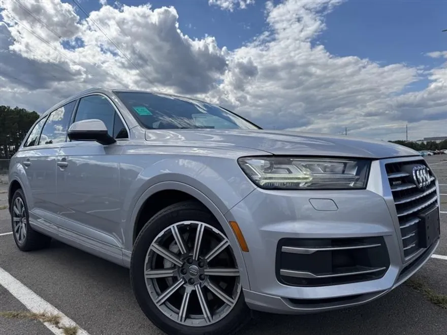 2019 Audi Q7 Premium Plus photo 1