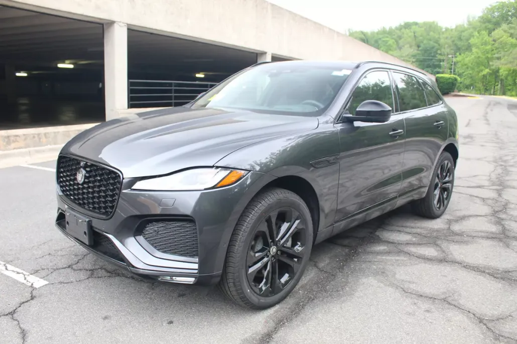 2026 Jaguar F-PACE P250 R-Dynamic S photo 1