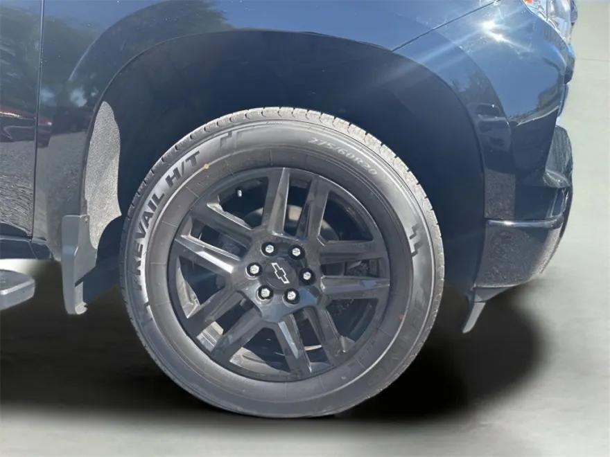 2022 Chevrolet Silverado 1500 RST photo 1