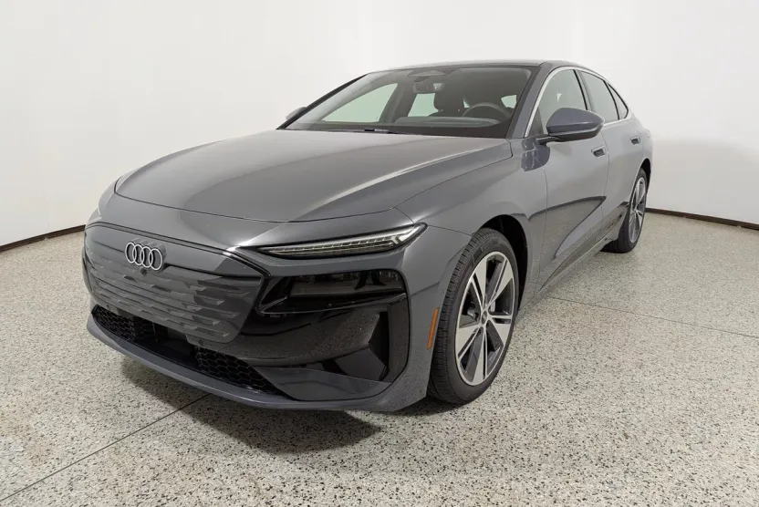 2025 Audi A6 Premium Plus photo 1