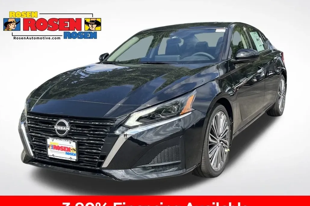 2025 Nissan Altima 2.5 SL photo 1