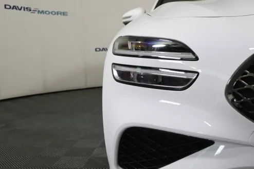 2025 Genesis G70 2.5T photo 3