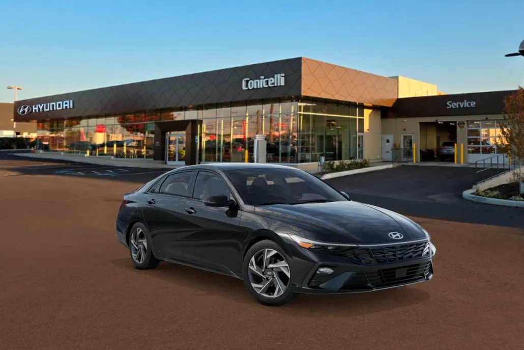 2025 Hyundai Elantra SEL Sport photo 1