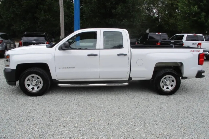 2016 Chevrolet Silverado Work Truck LS Base photo 1