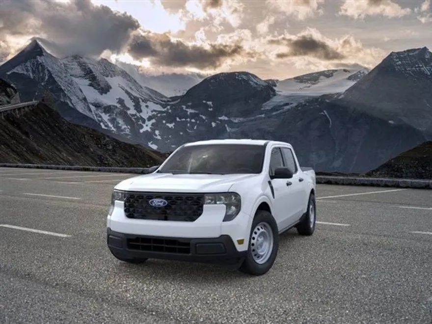 2025 Ford Maverick XL photo 1