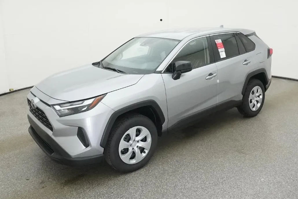 2025 Toyota RAV4 LE photo 1