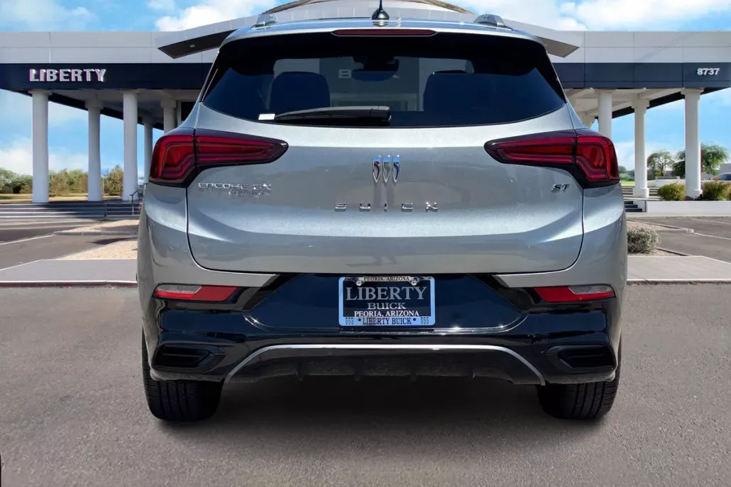 2024 Buick Encore GX Sport Touring photo 1