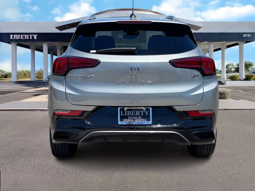 2024 Buick Encore GX Sport Touring photo 1
