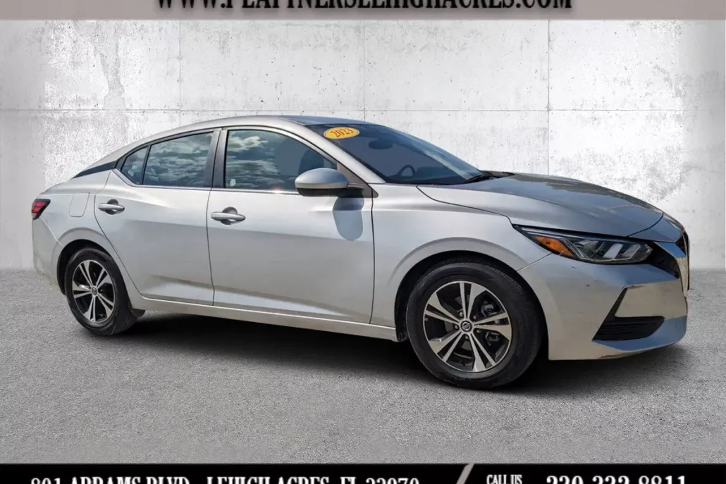 2023 Nissan Sentra SV photo 1