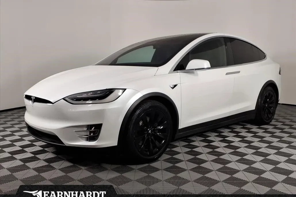 2016 Tesla Model X photo 1