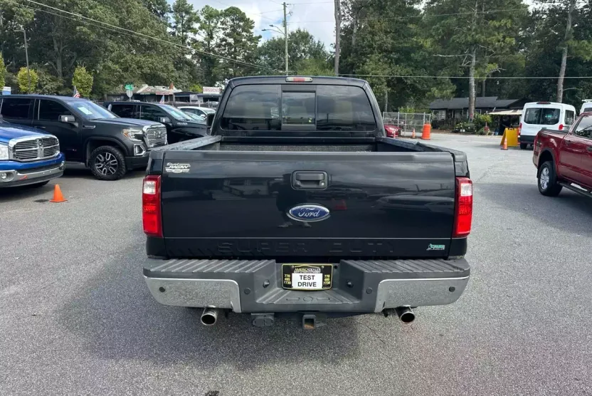 2011 Ford F-250 photo 1
