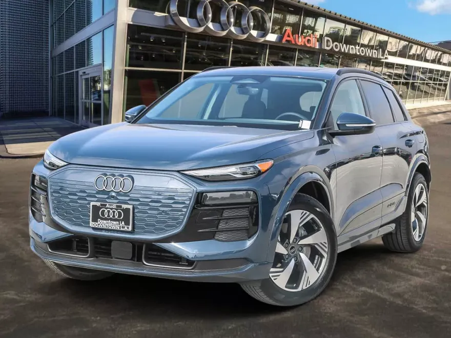 2025 Audi Q6 E-tron Premium photo 1