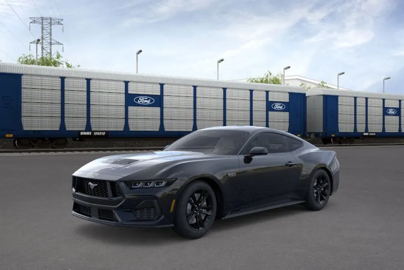2025 Ford Mustang GT photo 1