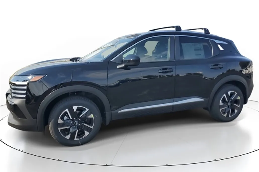 2026 Nissan Kicks SV photo 1