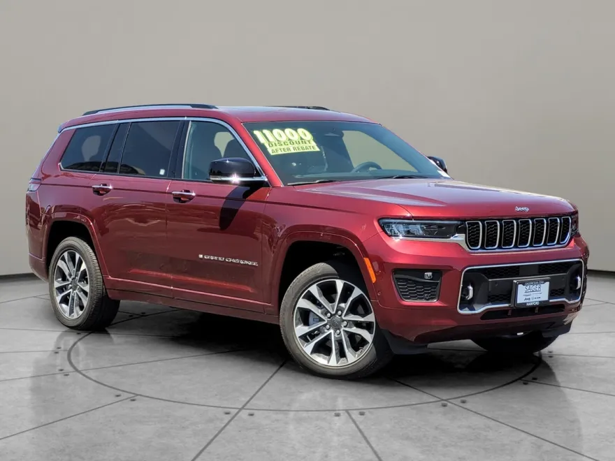 2024 Jeep Grand Cherokee Overland photo 1