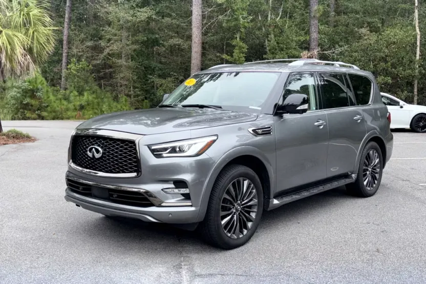 2021 Infiniti QX80 Premium Select photo 1