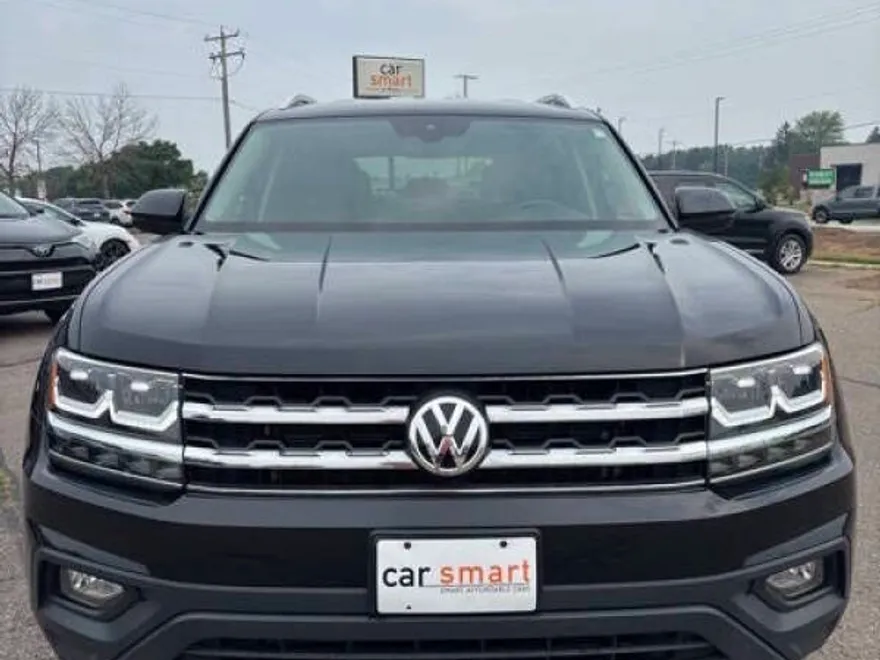 2018 Volkswagen Atlas SE photo 1