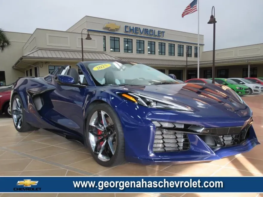 2025 Chevrolet Corvette Z06 3LZ Convertible photo 1