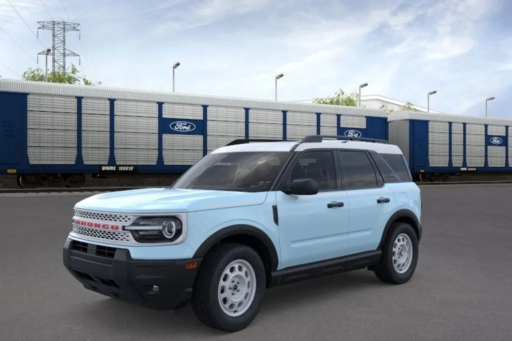 2025 Ford Bronco Sport Heritage photo 1