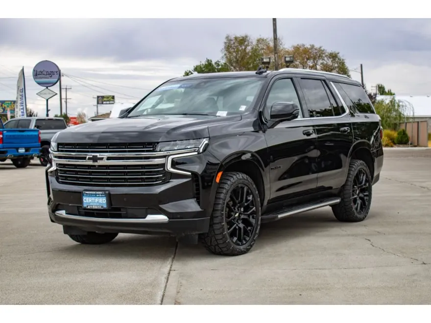 2022 Chevrolet Tahoe LT photo 1