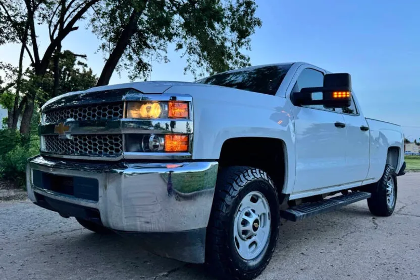 2019 Chevrolet Silverado 2500HD Work Truck photo 1
