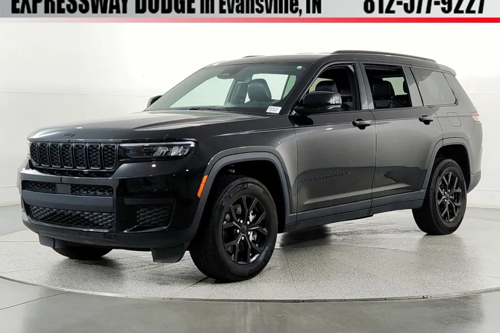 2024 Jeep Grand Cherokee Altitude photo 1