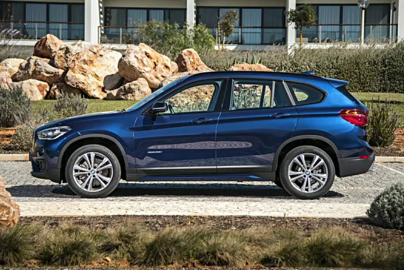 2017 Bmw X1 XDrive28i photo 1