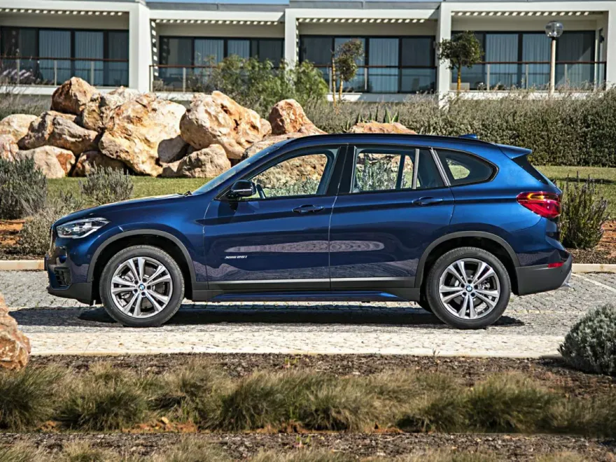 2017 Bmw X1 XDrive28i photo 1