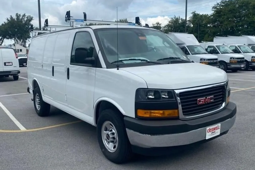 2025 Gmc Savana Cargo 2500 Base photo 1