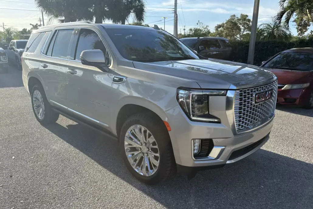 2021 Gmc Yukon Denali photo 1