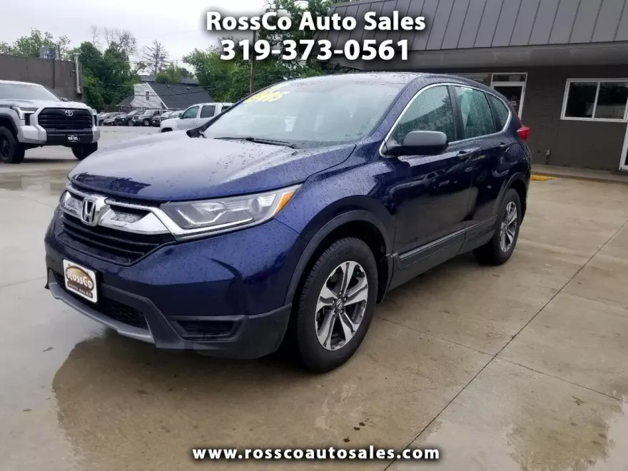 2017 Honda CR-V LX photo 1