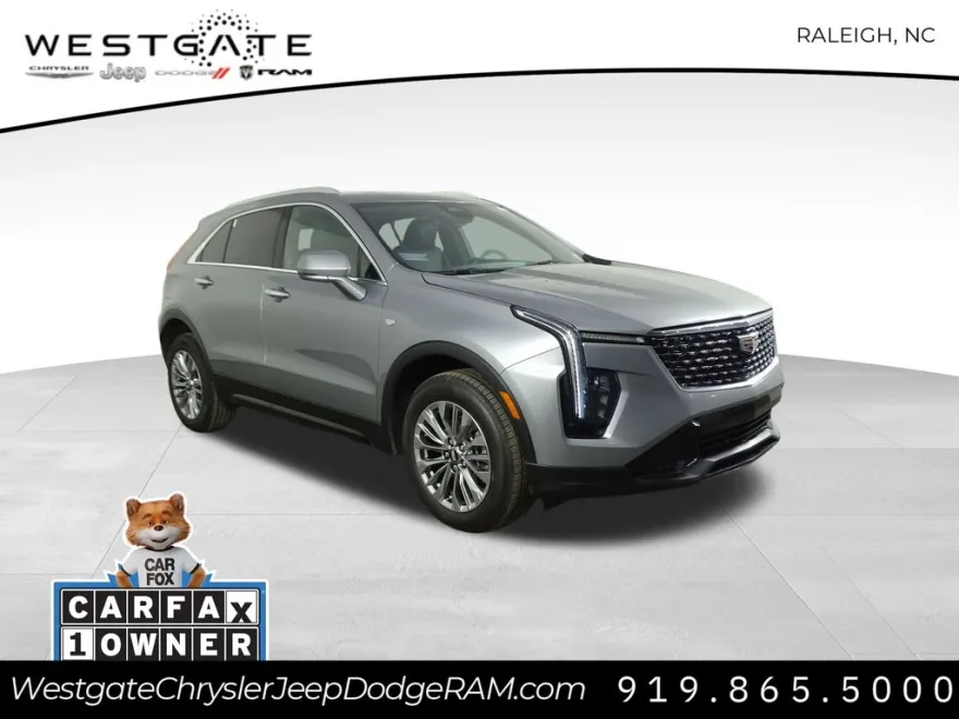 2024 Cadillac XT4 Premium Luxury photo 1