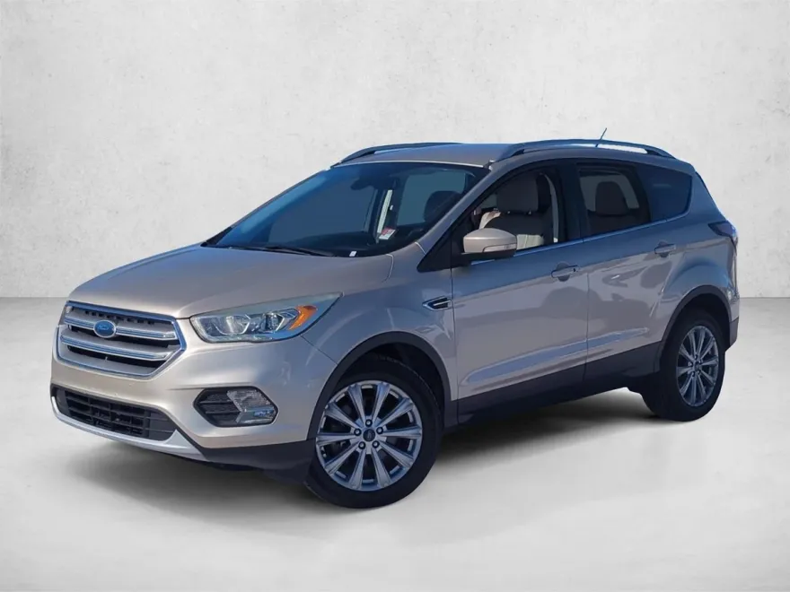 2017 Ford Escape Titanium photo 1