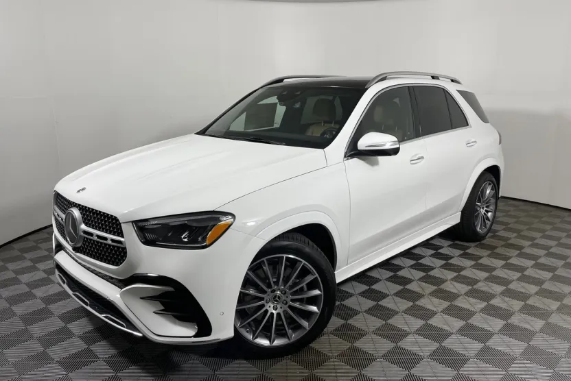 2026 Mercedes Benz GLE 450 4MATIC photo 1