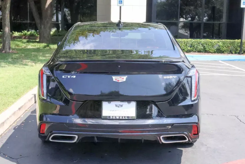 2022 Cadillac CT4 Sport photo 1
