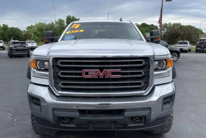 2018 Gmc Sierra 2500 SLE photo 1