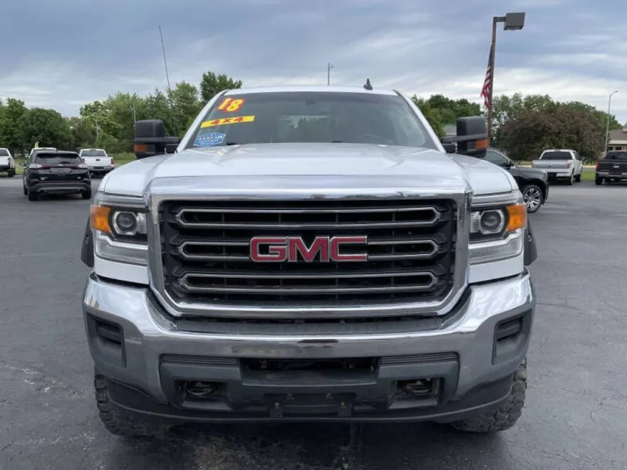 2018 Gmc Sierra 2500 SLE photo 1