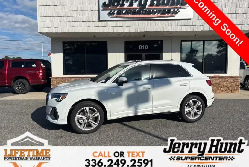 2022 Audi Q3 S line Premium Plus photo 1