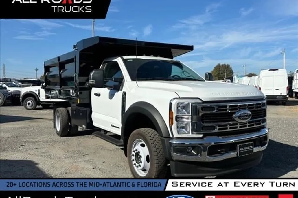 2024 Ford F-550 photo 1
