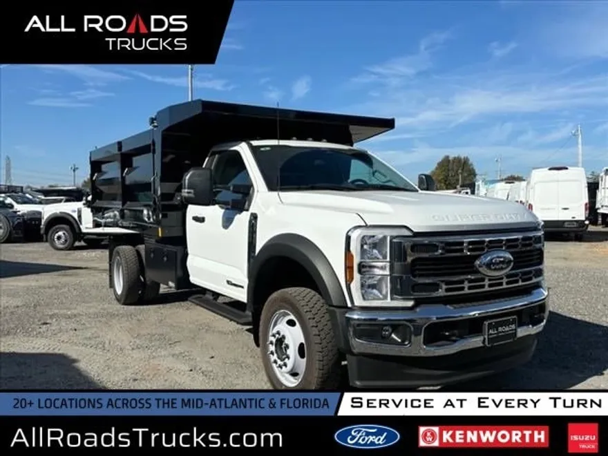 2024 Ford F-550 photo 1